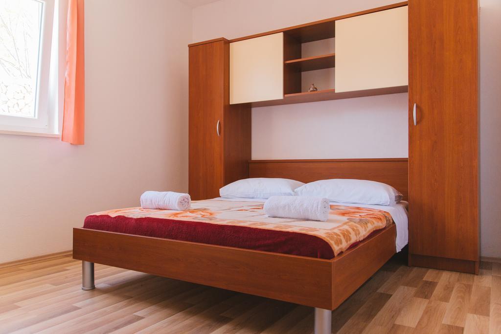 Apartment Chiara Dugi Rat Kültér fotó